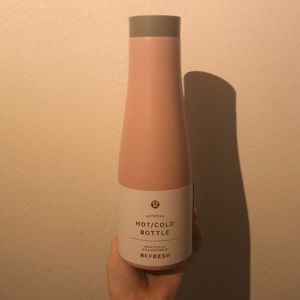 Lululemon hot/cold bottle